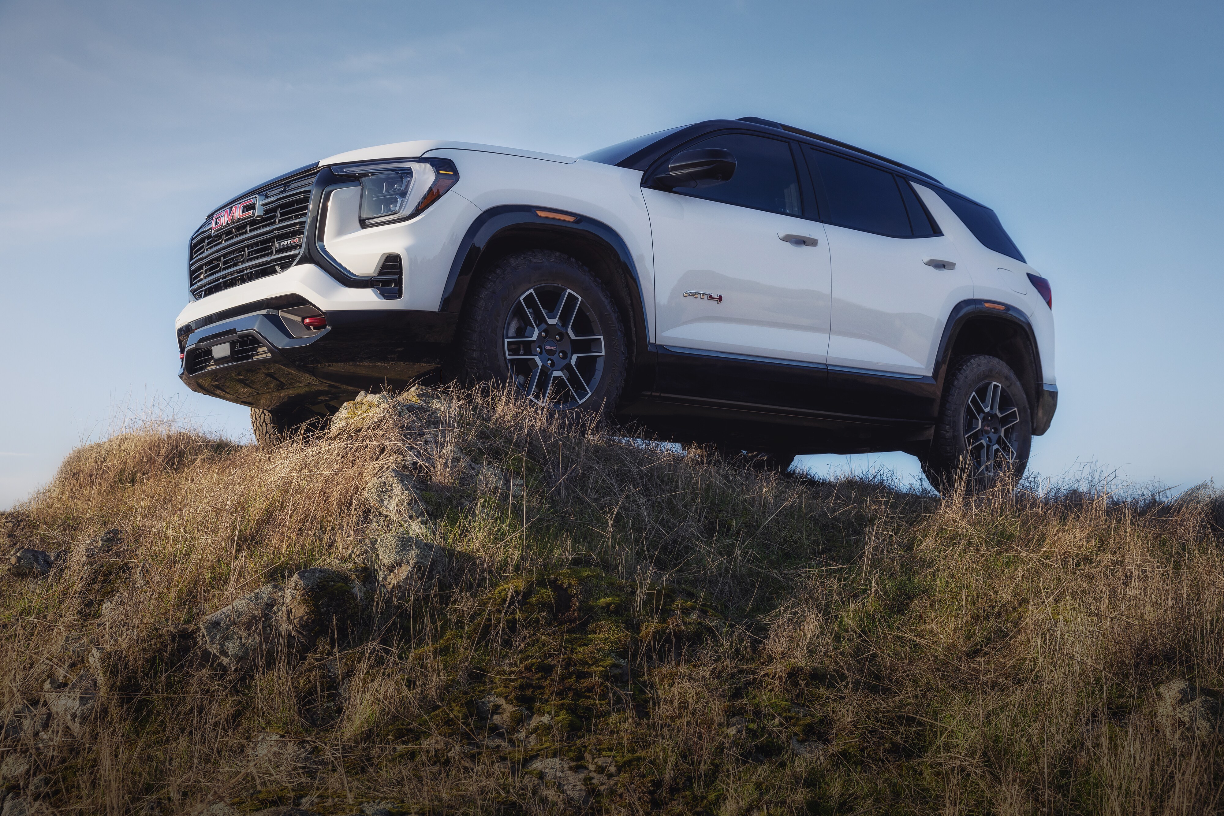 2026-GMC-Terrain-AT4-SUV-L04.jpg